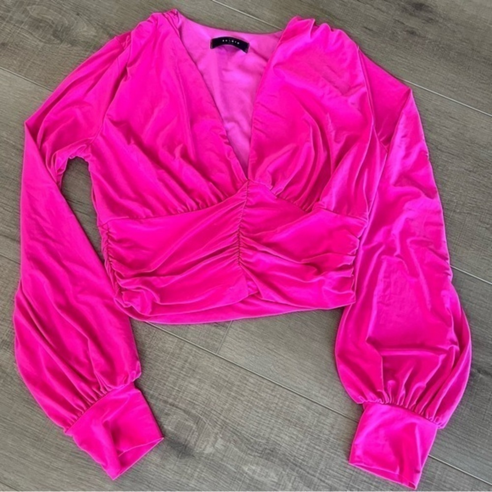 21 Saints Women Cropped Pink Long Sleeve Plunge Blouse Ruched‎ 34”Chest Crop Top - Picture 8 of 9
